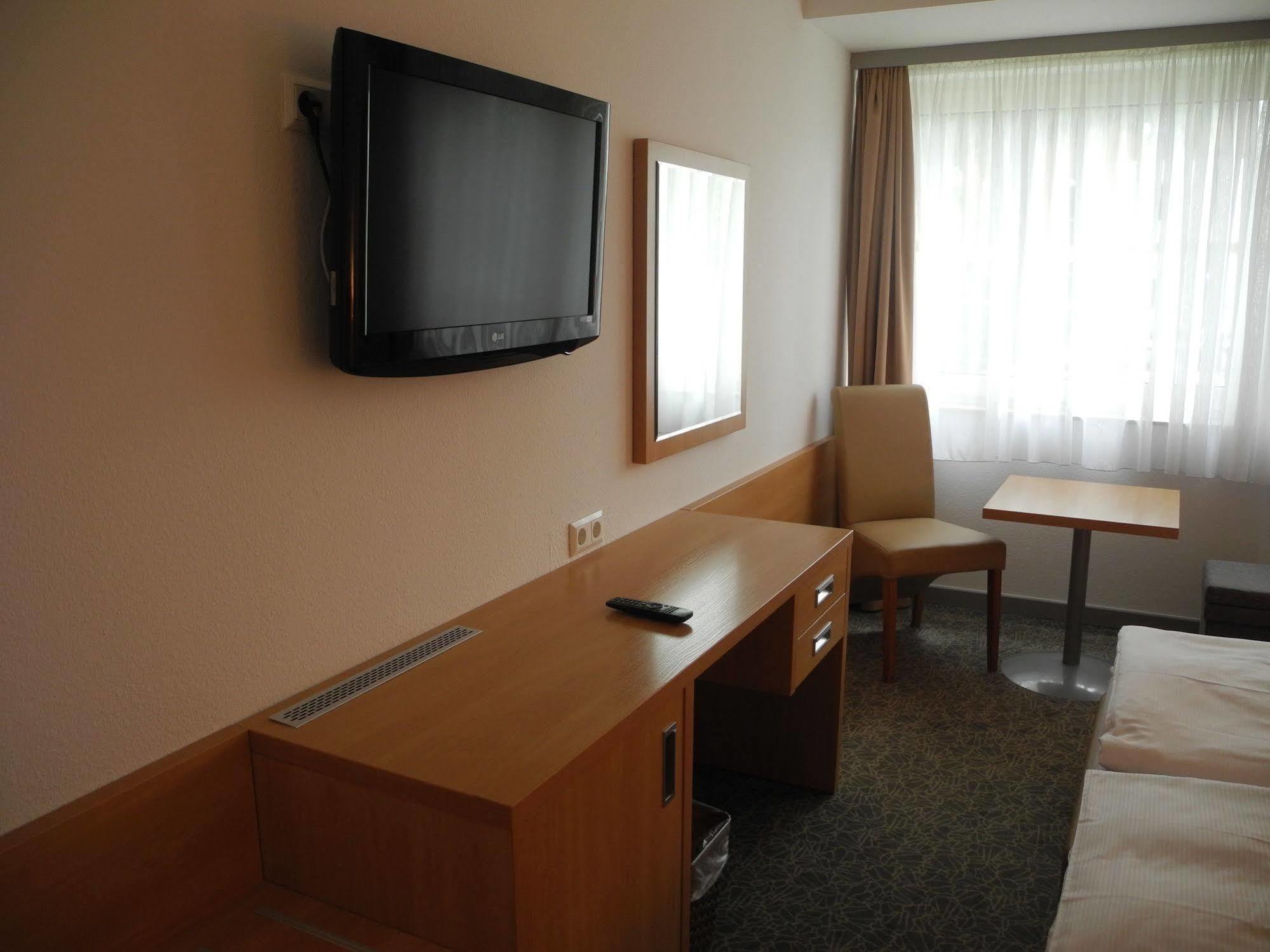 Hotel Havel Lodge Berlin Exterior photo